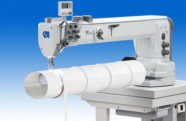 DÜRKOPP ADLER 869-280322-100 M-TYPE Çift İğne Uzun Boyun Kollu Dikiş Makinesi